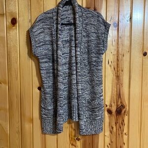 Eddie Bauer Cotton Sweater Vest Knit Cream/Blue Color Women’s.